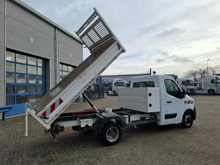 Renault Master 2021 - / TIPPER / ONLY:59243 KM / NAVI / AIRCO / TEMPOMAAT / MANUAL / EURO-6 / 2021 imagen 9