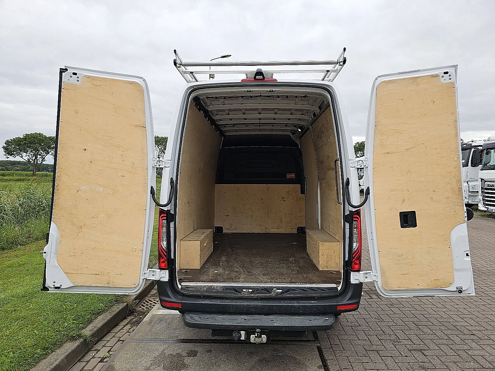 Mercedes-Benz Sprinter 2024 - 317 obrázek 12