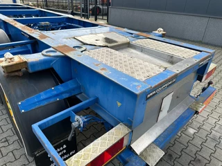Burg N/A 2003 - 20FT/3-axles / empty weight: 3.290kg / SAF DISC / ADR (EXII, EXII, FL, OX, AT) / LIFTAXLE / NL-Chassis bild 11
