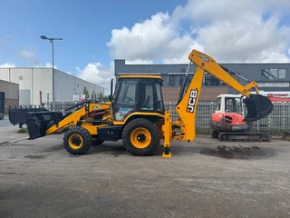 JCB N/A 2025 - 3 CX ECO 6 in 1 bucket ( UNUSED ) imagen 1