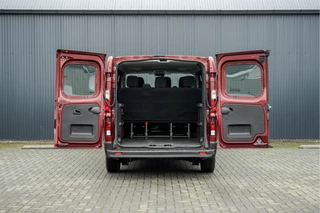 Renault Trafic 2024 - Blue dCi 150PK | L2H1 | 9-Zits | LED | Camera | Navi | Zijschuifdeur R+L | Cruise | Airco | PDC bild 17