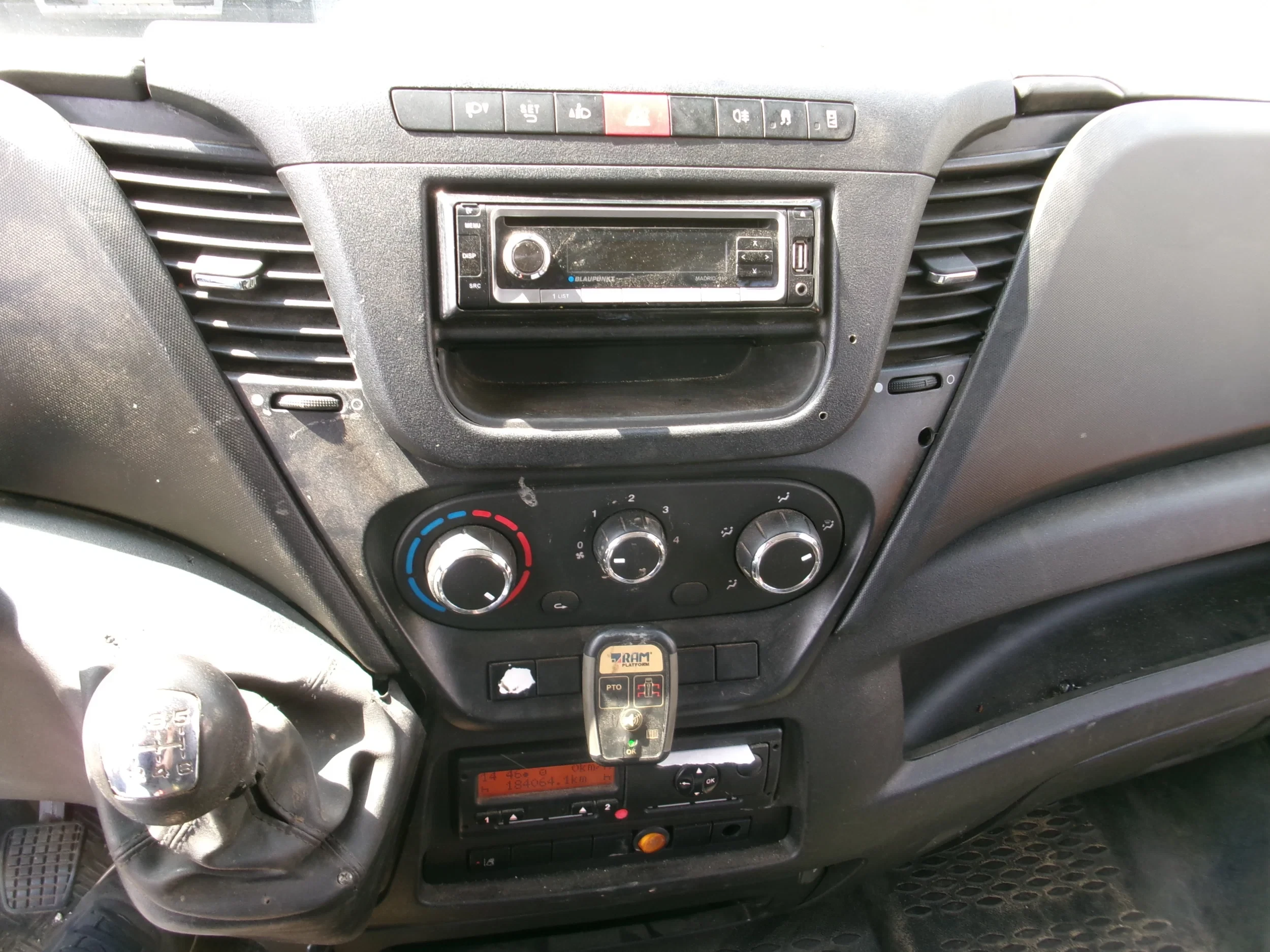 Iveco Daily 2016 - 70 C17 + RAM APK 03-2027 afbeelding 11