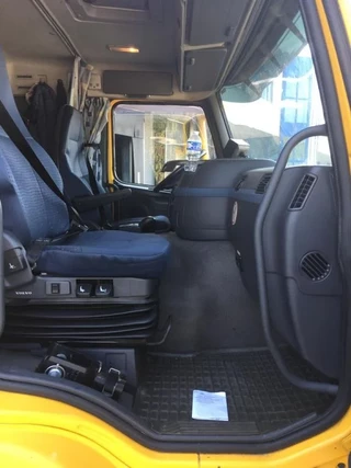 Volvo FM 2008 - -9 obrazek 12
