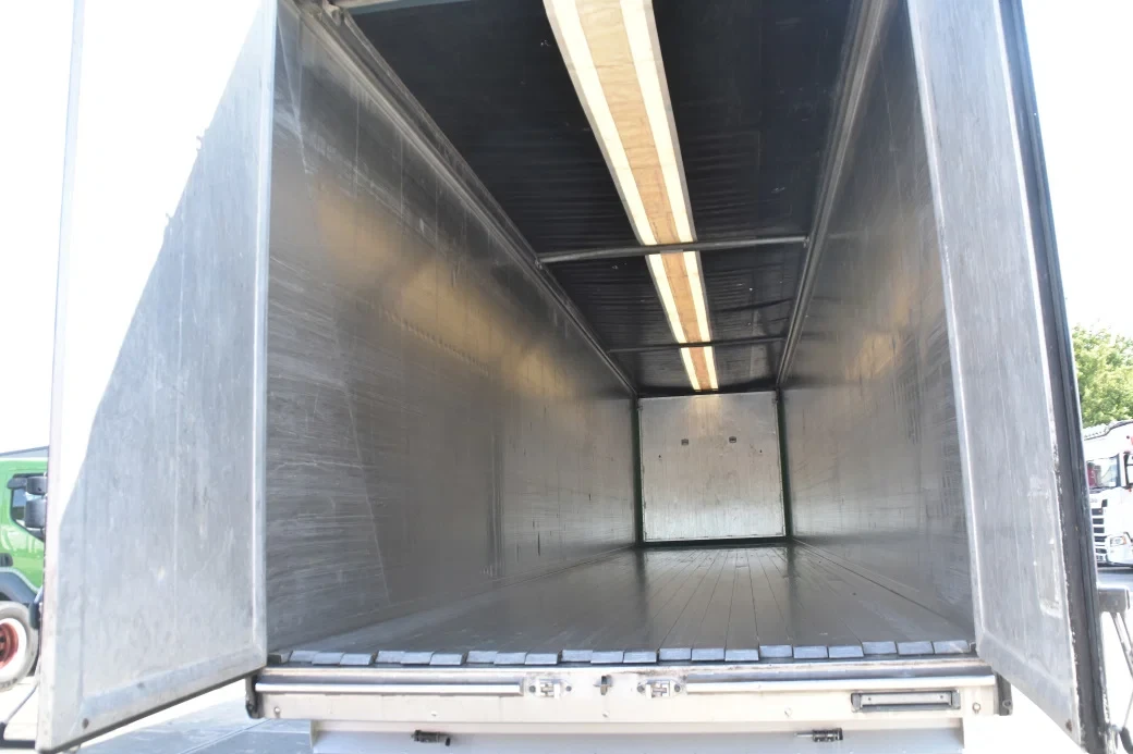 Kraker 2024 - CF-Z - WALKING FLOOR - 10 MM - SAF AXLES - LIFT AXLE - DISC BRAKES - ALCOA'S - WABCO SMARTBOARD - REMOTE CONTROL - afbeelding 3