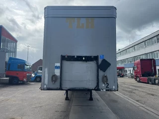Kögel N/A 2019 - S24 / 3X BPW AXLE + SLIDING ROOF obrazek 2