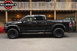 Dodge Ram 2016 - 2500 limited 6.7L Cummins Black Edition obrazek 3
