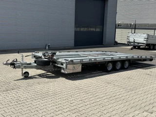 Brian James Tt transporter trailer Brian James 2023 - N/A imagen 1