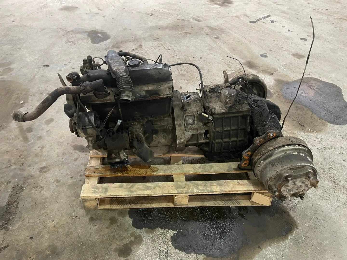 Toyota 4-cylinder diesel engine изображение 5