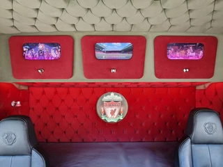 Scania R 2020 - R520 V8 NGS Lowroof 6x2 - Custom interior - Retarder - Full air - "Liverpool Edition" bild 13