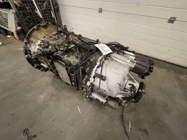 Volvo 1998 - 3190198 R1900 FH12 (1669401 PTO PTR-DM ALSO SOLD SEPARATELY) image 7