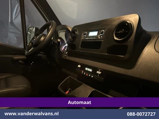 Mercedes-Benz Sprinter 2022 - 317 CDI 170pk 9G-Tronic Automaat Bakwagen 21m3 KUUB Hoog Laadklep Zijdeur Euro6 Airco | Leder | Lat om Lat betimmering image 12
