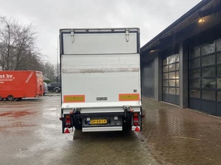 Veldhuizen N/A 2004 - Be oplegger 5.5 ton met laadklep 750 kg imagem 5