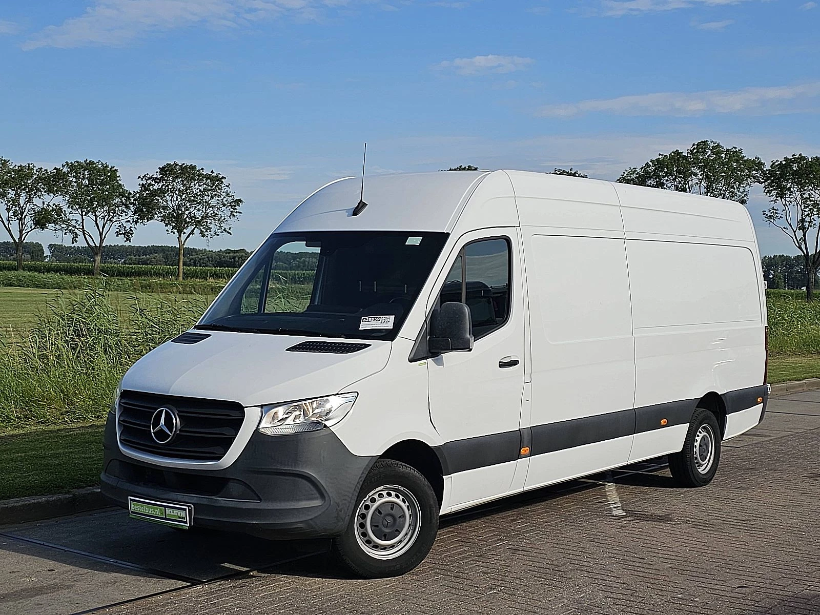 Mercedes-Benz Sprinter 2021 - 317 image 2