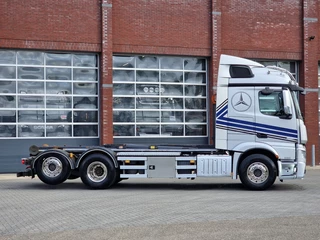 Mercedes-Benz Actros 2019 - 2558 6x2 - AJK Hooklift 20T - Euro 6 - 4.60 WB image 9