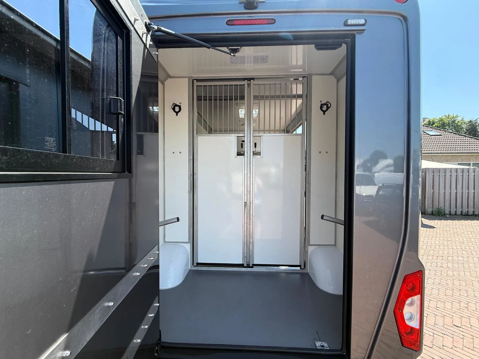 Renault Master 2021 - STX S3 Paardenwagen Hengsten uitvoering Automaat N1 image 8