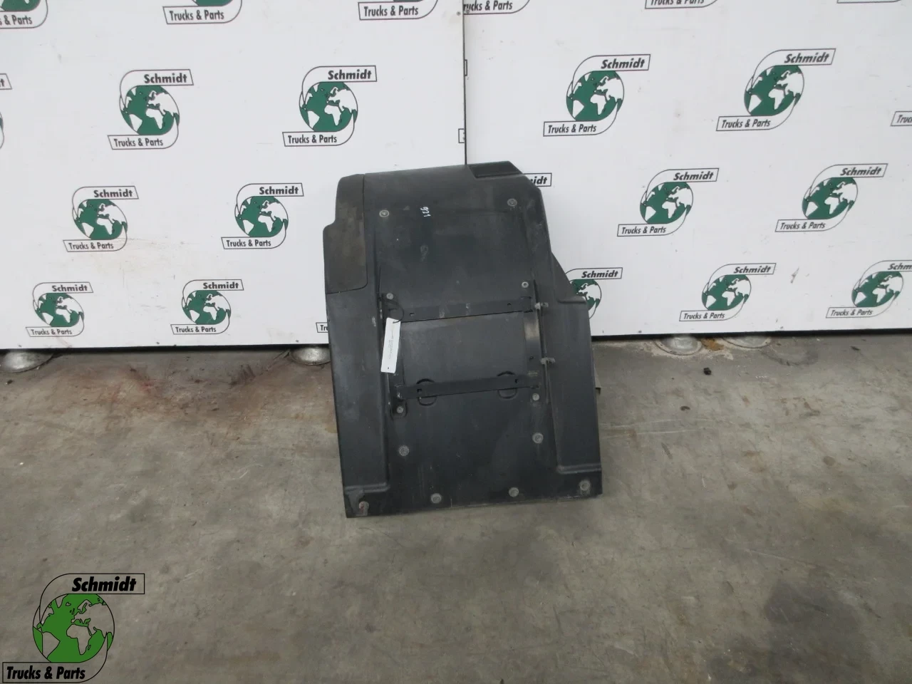 DAF - 2042665//2042664 SPATBORD LINKS EN RECHTS CF 330 EURO 6 afbeelding 1