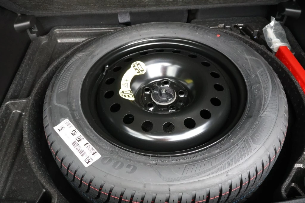 Jeep Compass 2025 - 1.5T SUMMIT e-HYBRID Automaat / Vol leder / 19 inch afbeelding 23