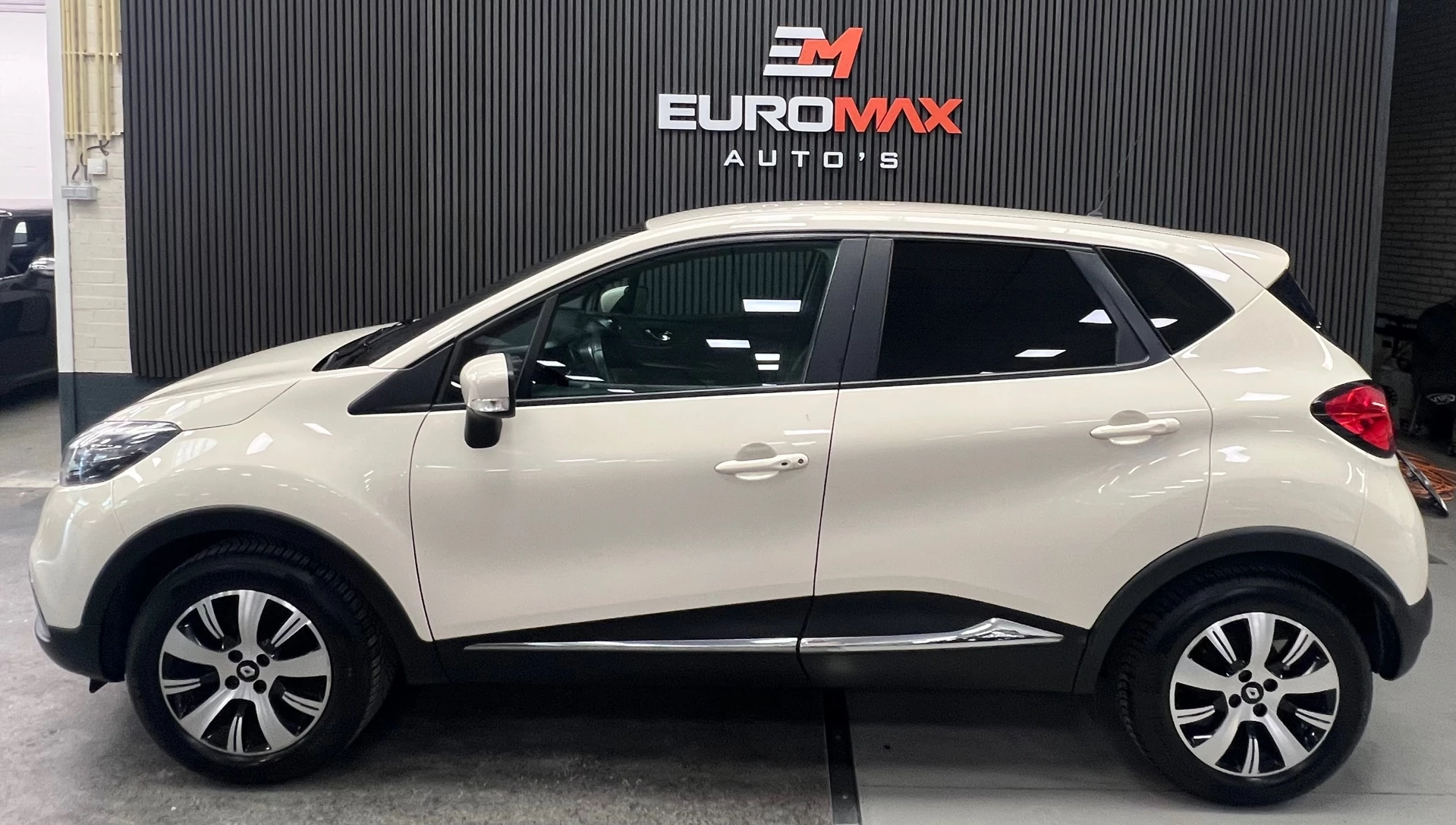 Renault Captur 2014 - 0.9 TCe Expression 2e Eigenaar - NAP - Navi - Cruise - Airco imagem 7