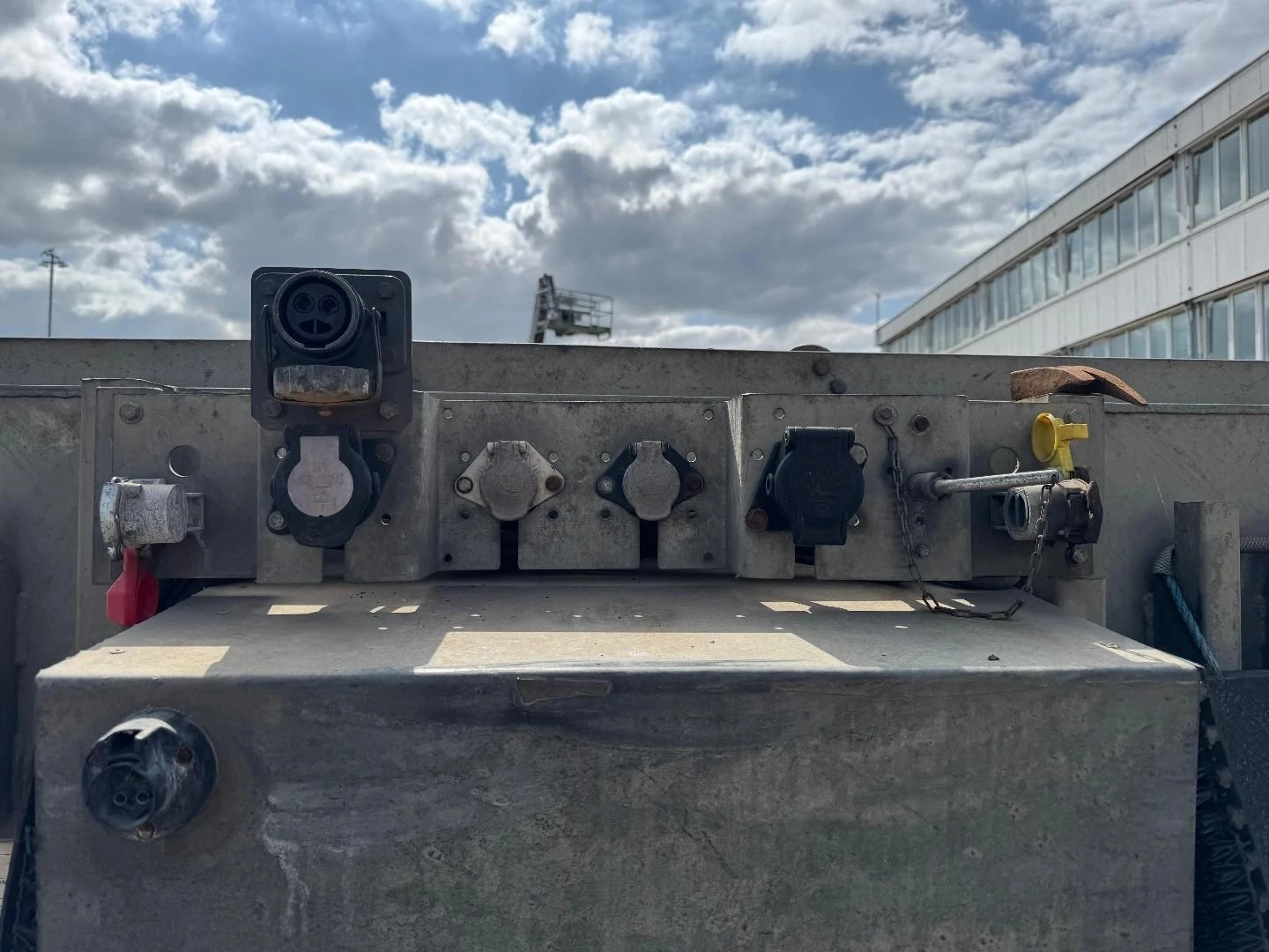 MTDK MT300 2018 Bild 3