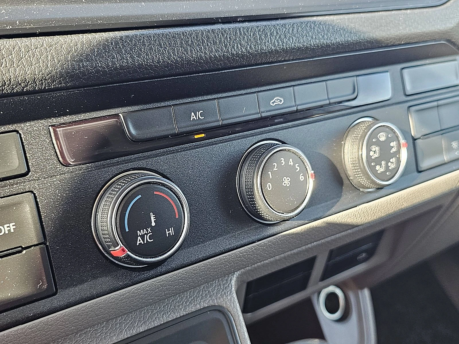 Volkswagen Crafter 2020 - 35 2.0 zdjęcie 10