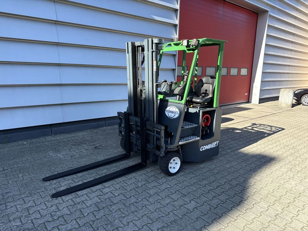 Combilift 2008 - C2500CB LPG image 1