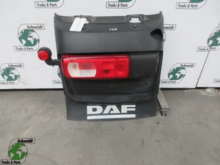 DAF XF 450 - 2120351 + 1875577 ACHTERSPATBORD LINKS EURO 6 te koop