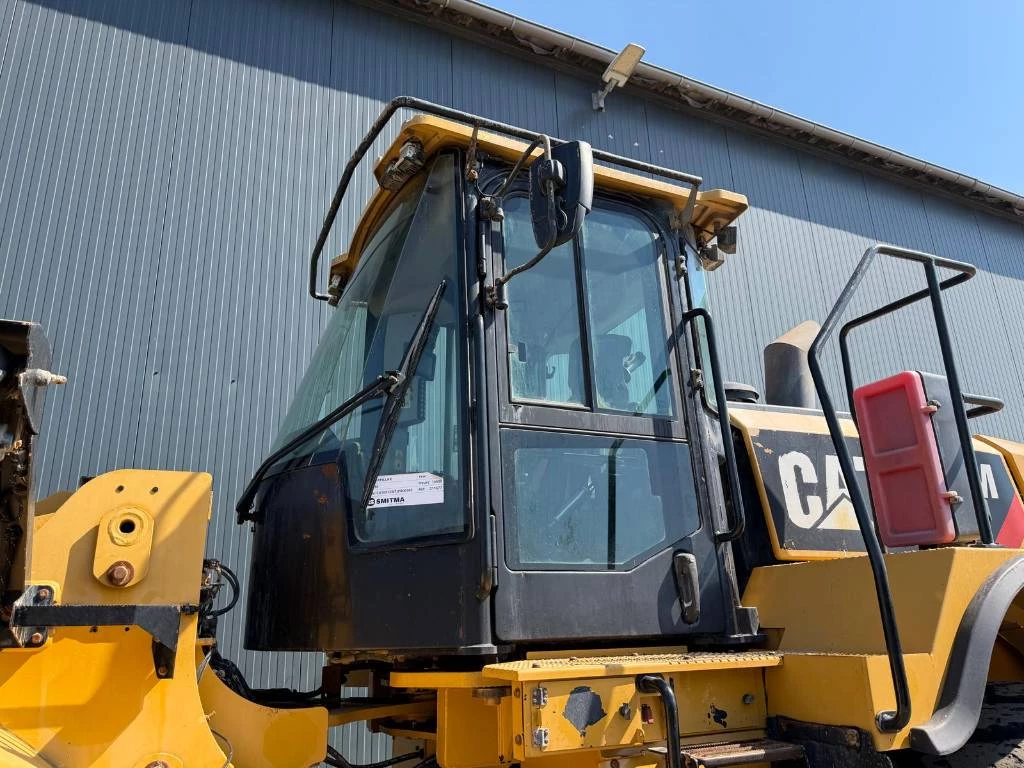 Cat 2015 - 972M obrázek 30
