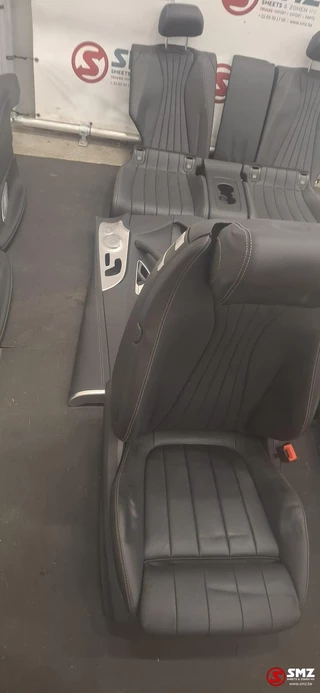 Mercedes-Benz N/A - Occ set interieur met zetels W238 Mercedes obrazek 3
