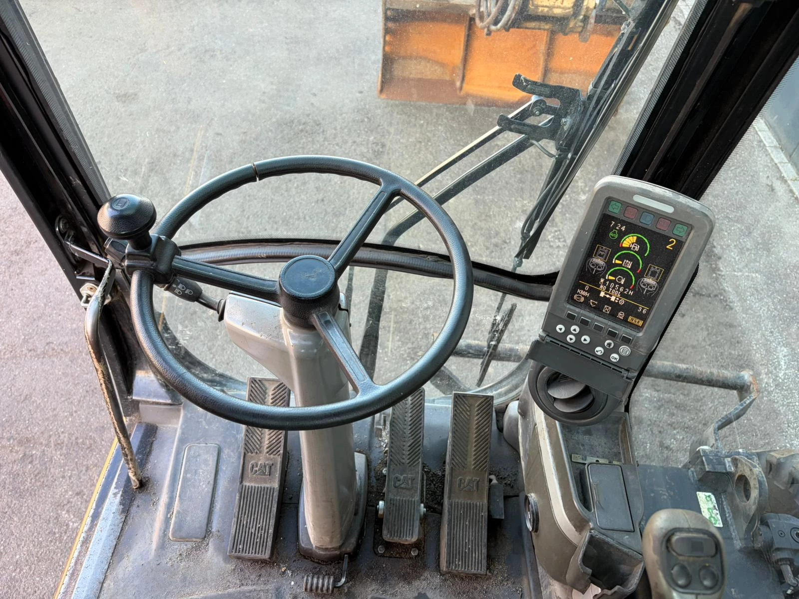 Caterpillar M316D 2005 obrázek 19