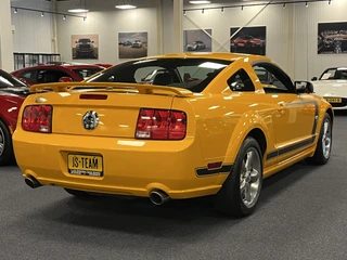 Ford Mustang 2009 - Coupe 4.6i V8 GT Premium 45th Anniversary Edition obrazek 17