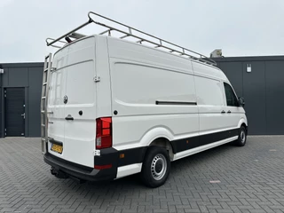 Volkswagen Crafter 2017 - 2.0 TDI 141 PK E6 / L4H3 / INRICHTING / IMPERIAAL + TRAP / 3 TONS TREKHAAK / CAMERA / AIRCO image 3