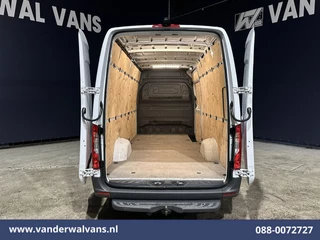 Mercedes-Benz Sprinter 2022 - 315 CDI 150pk L3H2 Euro6 Airco | Camera | Navigatie | Apple Carplay | Trekhaak obrazek 11