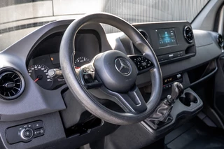 Mercedes-Benz Sprinter 2020 - 311 CDI RWD L2H2 | Volledig Ingericht | Mbux | Camera | Carplay | Climatronic obrazek 15