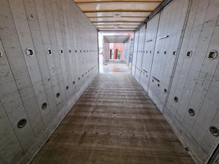 Volvo FH 2013 - 13.460 Globetrotter XL 6x2 - Box with side doors - Loadlift + Kelberg trailer 2012 with loadlift afbeelding 76