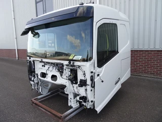 Volvo FH 2020 - FH-4 SLAAPCABINE te koop