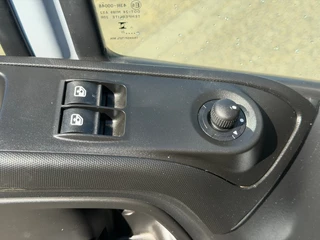Iveco Daily 2023 - 35C18 Dubbelcabine Openlaadbak Automaat Airco Cruisecontrol Trekhaak obrazek 13