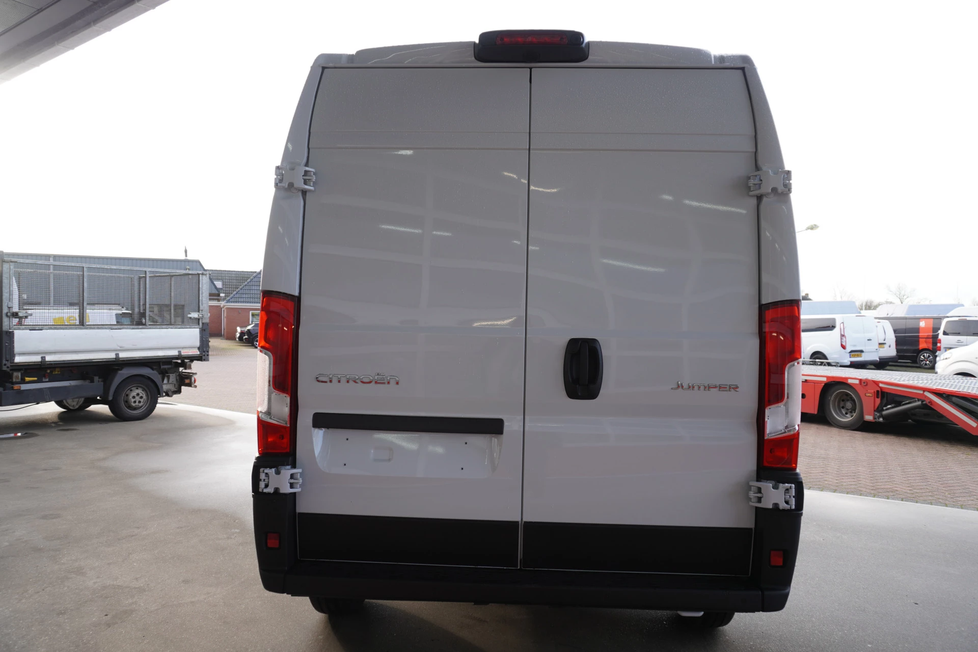 Citroën Jumper 2024 - 335 2.2 BlueHDi 180PK L3H2 Automaat obrázek 6
