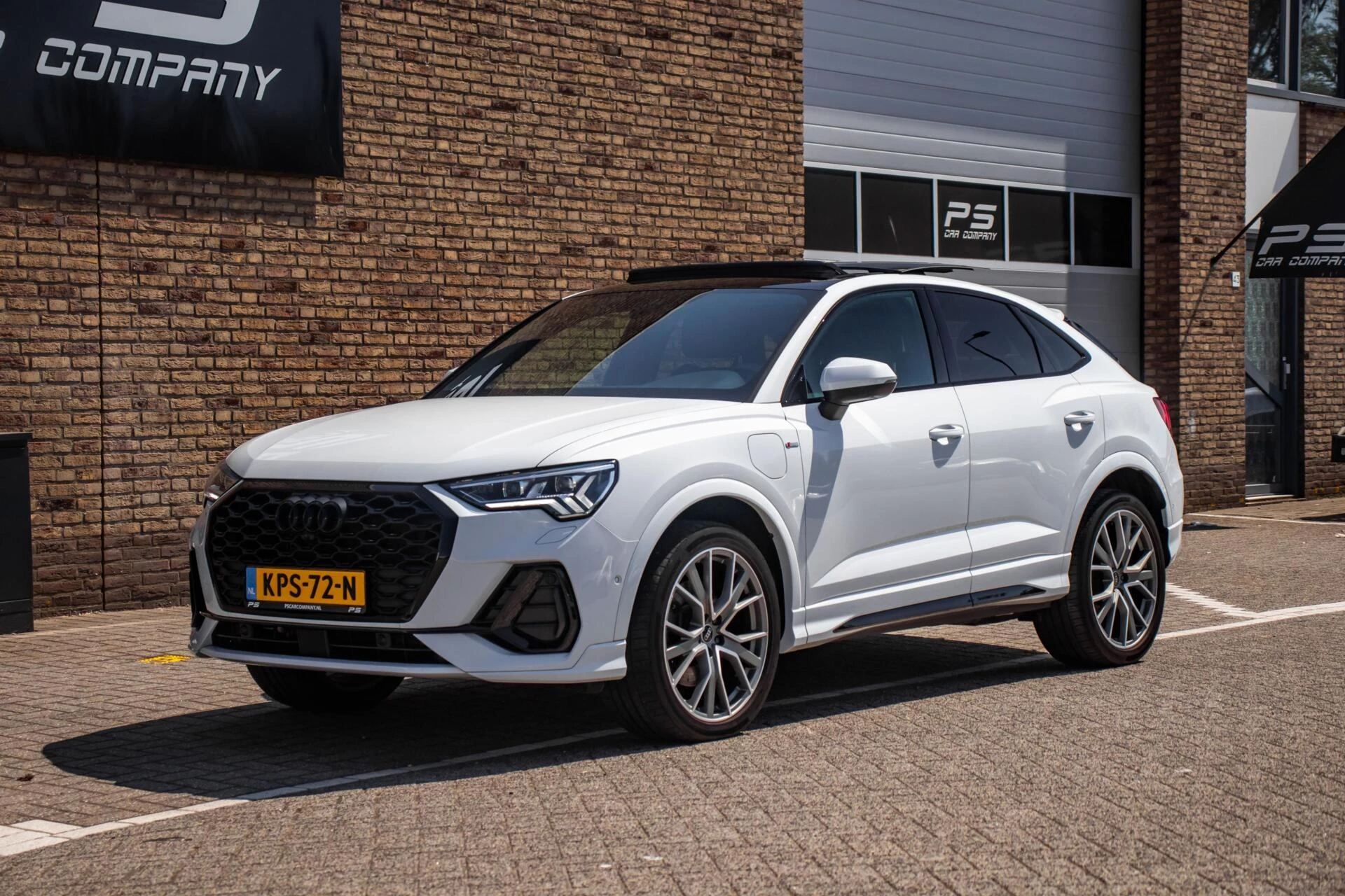 Audi Q3 2021 - 45 TFSI e 3x S-Line, VOL!, Pano, Leder, B&O, Ambient afbeelding 2