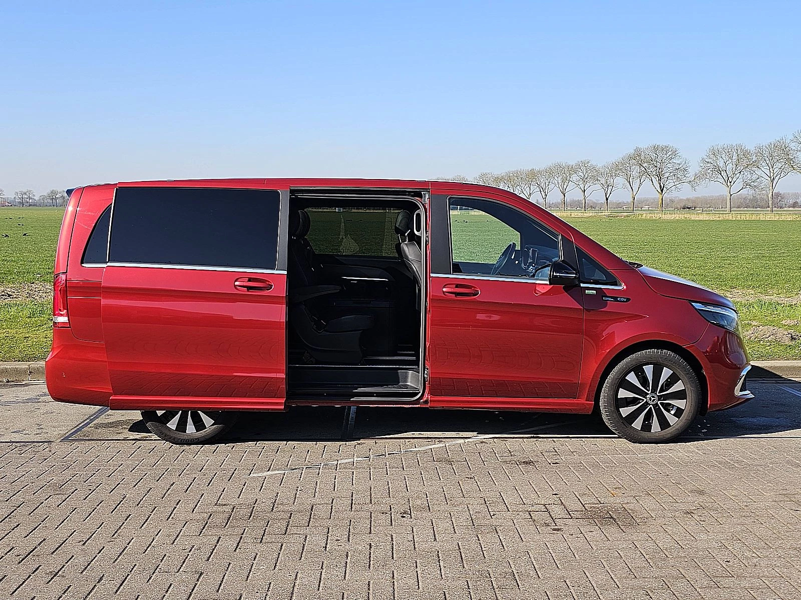 Mercedes-Benz EQV 2020 - 300 Bild 19