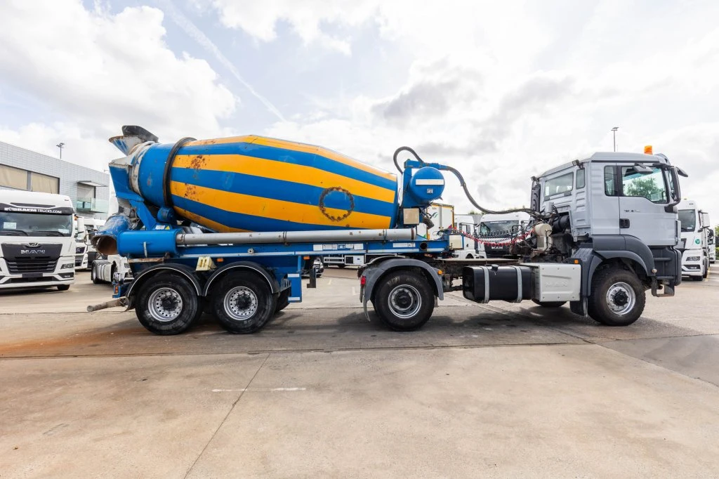 MAN TGS 2014 - 18.400 BLS-4X4+LIEBHERR 10M3(2018) afbeelding 3