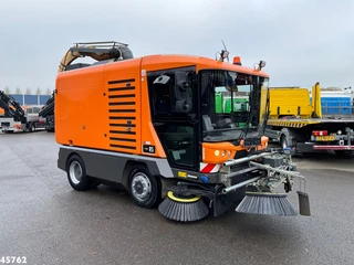 Ravo 580 Euro 6 with 3-rd brush 2015 - N/A afbeelding 4
