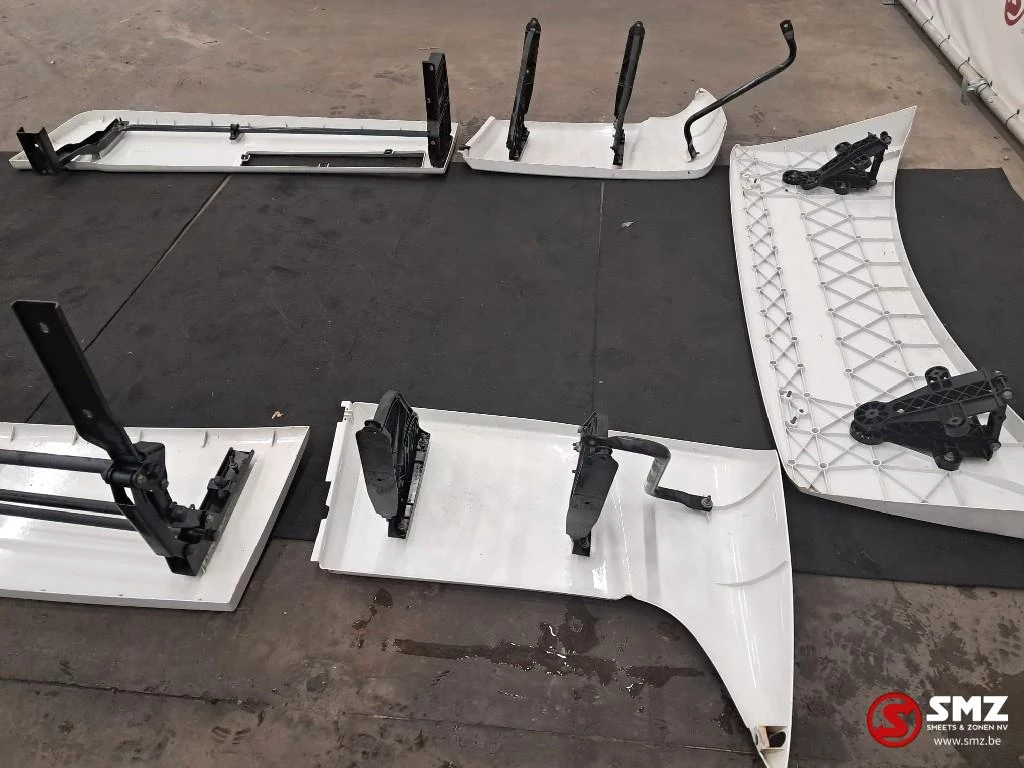 Iveco 2017 - Occ cabinespoilerset Iveco afbeelding 10