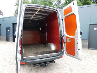 Volkswagen Crafter 2017 - 35 2.0 TDI L2H2 imagen 5