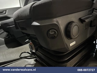 Volkswagen Crafter 2021 - 2.0 TDI 141pk L3H3 L2H2 Euro6 Airco | Navigatie | Apple Carplay | Chauffeursstoel obrazek 4