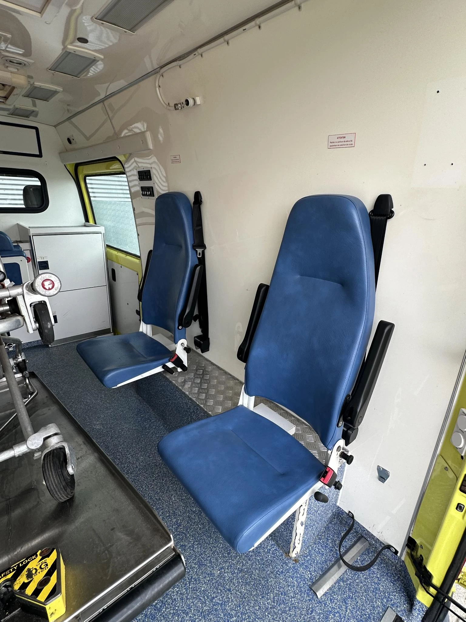 Volkswagen LT 2005 - LT 2.8 TDI 158 PK lang Ambulance Rettungswagen afbeelding 5