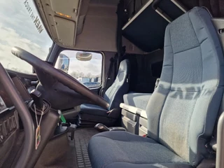 Volvo FH 2009 - 520 xl - i-shift - sliding 5th wheel - fridge obrazek 18