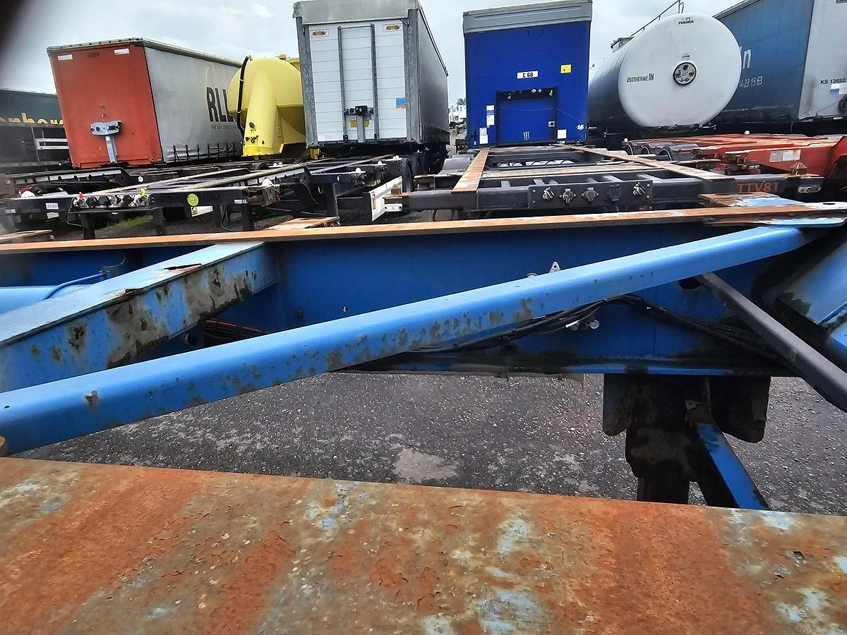 Van Hool 3B2018- 40 FOOT 2 X 20 FOOT CONTAINER CHASSIS, MB DISC. TUV APK 07-11-2026 2007 obrázek 12