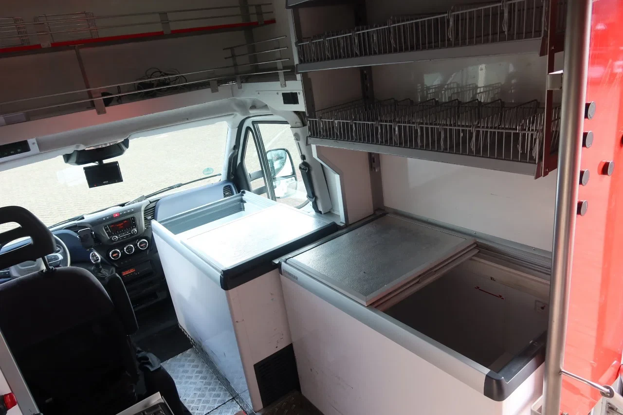 Iveco 72C180 2021 - Verkoopwagen / Promotion Super Market! immagine 7