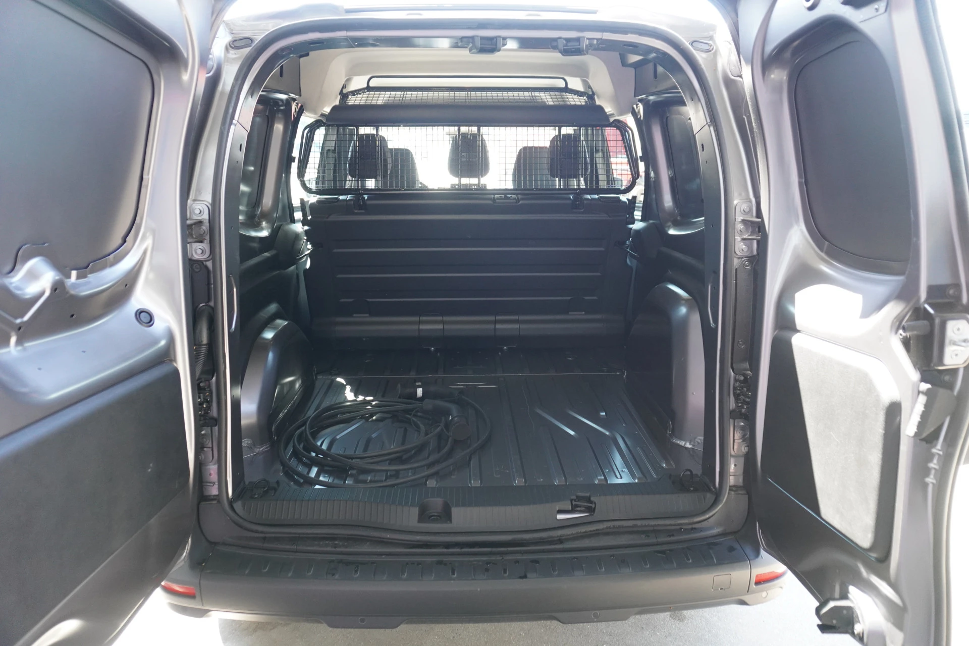 Renault Kangoo 2026 - E-Tech Advance L2 44 kWh 122PK Automaat Opklapbare Dubbelcabine afbeelding 8