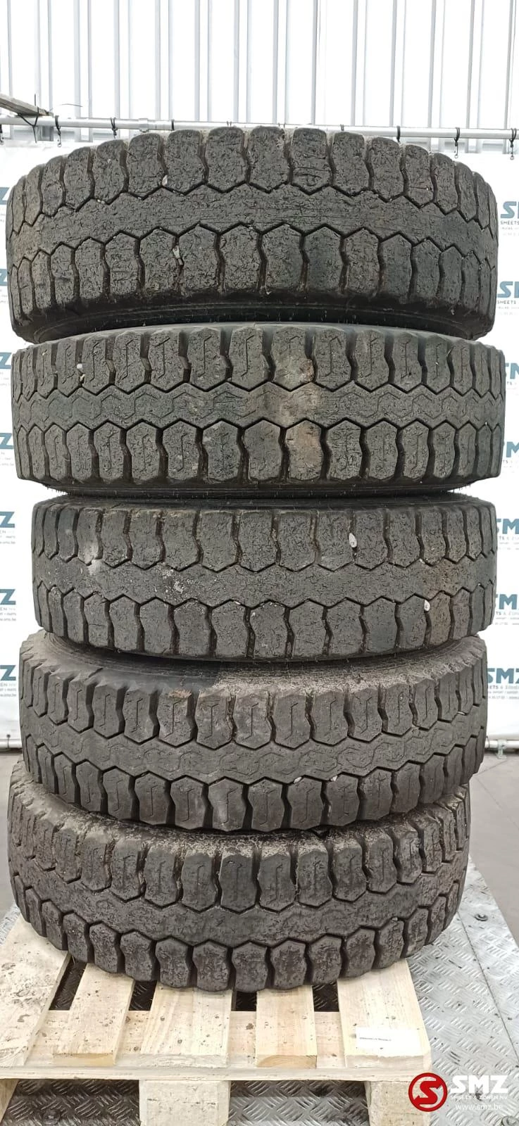 Diversen - Occ vrachtwagenband 295/80R22.5 152/148J Bandvulc obrázek 1